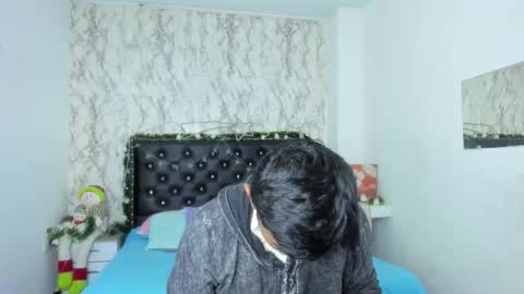 adam_morgan2 online show from December 2025 12:46:02 PM