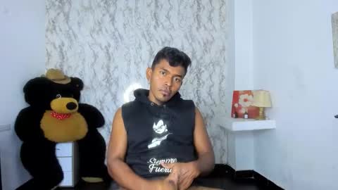 adam_morgan2 online show from February 2026 05:03:02 PM