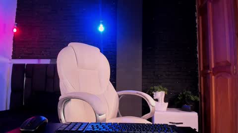 adam_piarse online show from December 2024 11:46:01 PM