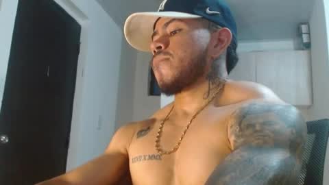 Snapshot of adam_shilder7 chatting on July 2026 04:37:02 AM adam shilder7 online show from July 2026 04:37:02 AM