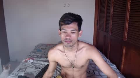 instagram  adam x256 online show from December 2024 09:29:02 PM