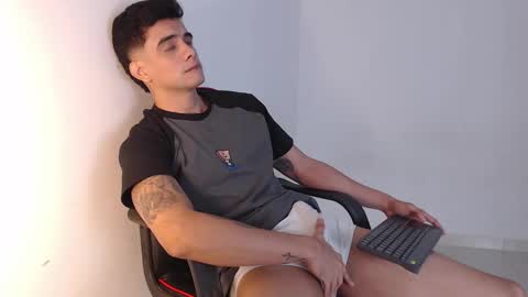 Hello guys excuse my absence I will be absent for several days for health reasons I hope you understand thank you very much. online show from October 2025 08:23:02 AM