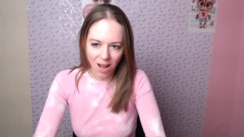 adamais_ online show from January 2025 07:03:01 AM