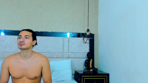 Snapshot of adamandsara chatting on April 2026 01:44:01 PM adam and Sara online show from April 2026 01:44:01 PM