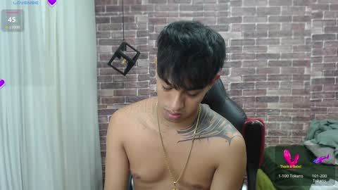 Adam online show from February 2025 07:50:02 AM