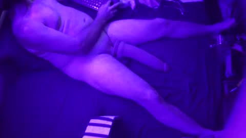 Snapshot of adamineve chatting on March 2025 07:10:01 AM adamineve online show from March 2025 07:10:01 AM