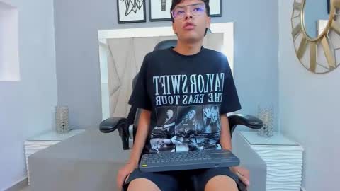 Adams Bobby online show from January 2026 11:26:01 AM