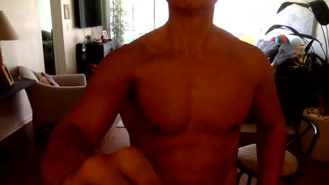 Adam online show from November 2025 07:01:02 PM