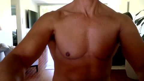 Adam online show from November 2025 04:58:02 PM