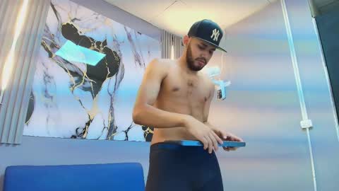 Adams online show from September 2025 08:13:01 PM