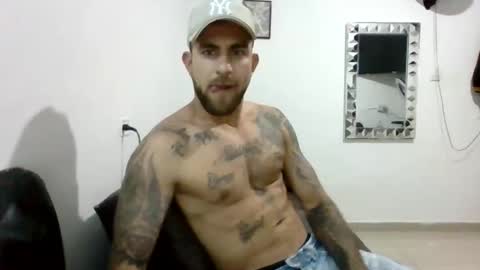 adan_carter online show from November 2025 11:28:01 PM