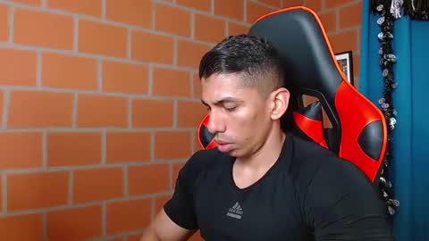 Adan Sin online show from December 2024 01:29:01 AM