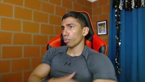 Adan Sin online show from January 2025 07:02:02 PM