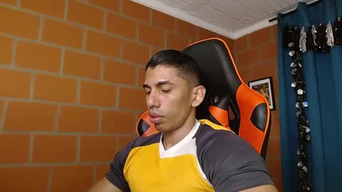 Adan Sin online show from January 2025 02:58:01 PM