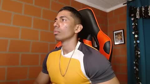 Adan Sin online show from February 2025 02:24:02 PM