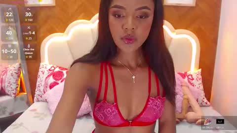 adarose_ online show from November 2025 10:47:02 PM