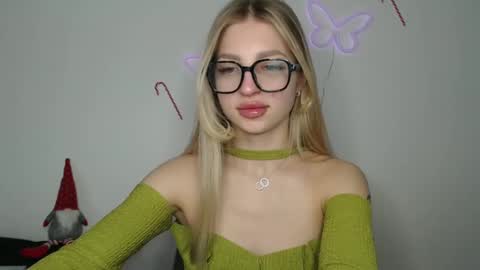 Snapshot of addie_collins chatting on December 2024 08:42:02 AM Kristina online show from December 2024 08:42:02 AM