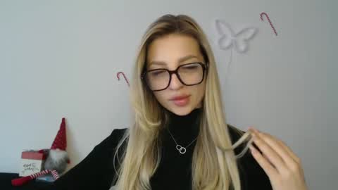 Snapshot of addie_collins chatting on January 2025 12:09:01 PM Kristina online show from January 2025 12:09:01 PM