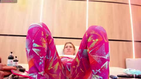 adela chase online show from September 2025 03:07:02 AM