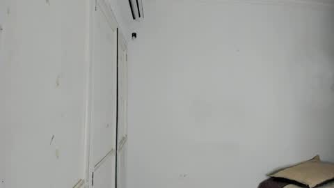 Snapshot of adela_cortes chatting on April 2026 11:58:01 AM Adela online show from April 2026 11:58:01 AM