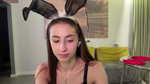 Snapshot of adelaidethilges chatting on February 2026 07:46:01 PM Stella online show from February 2026 07:46:01 PM