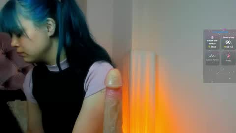 Snapshot of adelaindiamond_ chatting on June 2026 12:33:01 PM ADELAIN online show from June 2026 12:33:01 PM