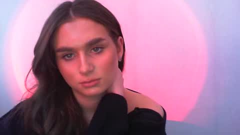 Snapshot of adele_amore chatting on February 2025 11:28:01 AM Adele Amore online show from February 2025 11:28:01 AM