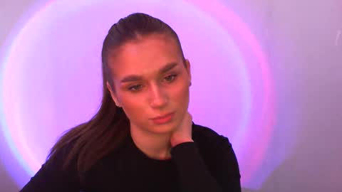 Snapshot of adele_amore chatting on February 2025 09:13:02 AM Adele Amore online show from February 2025 09:13:02 AM