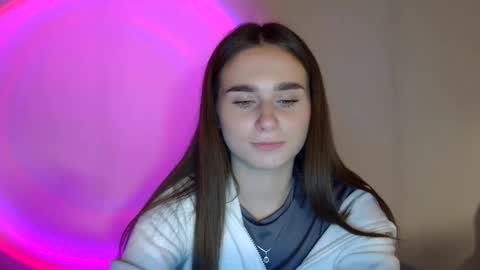 Snapshot of adele_amore chatting on February 2025 06:09:02 PM Adele Amore online show from February 2025 06:09:02 PM