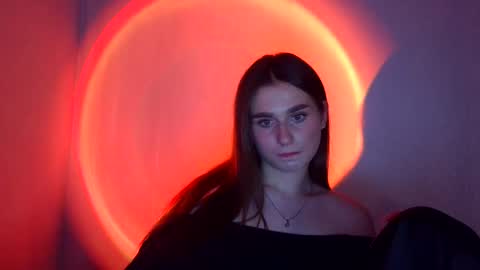 Snapshot of adele_amore chatting on February 2025 07:37:02 PM Adele Amore online show from February 2025 07:37:02 PM