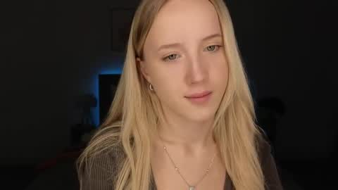 Adele online show from April 2026 08:50:01 PM