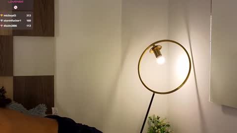 Andrea online show from January 2025 06:04:01 PM