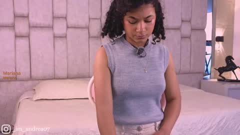 Andrea online show from April 2026 12:19:02 PM