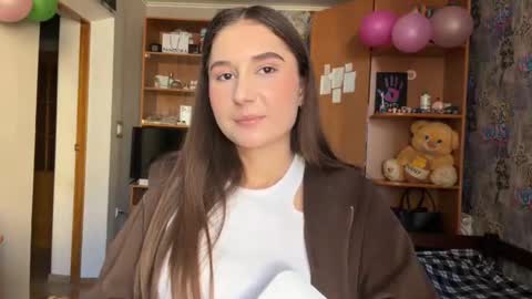 Snapshot of adeleapel chatting on March 2026 08:32:02 AM Poly online show from March 2026 08:32:02 AM