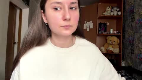 Snapshot of adeleapel chatting on March 2026 11:21:01 AM Poly online show from March 2026 11:21:01 AM