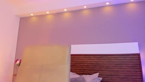 Snapshot of adelehottman chatting on March 2026 12:11:01 PM Adele online show from March 2026 12:11:01 PM