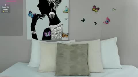 Adele Smithh online show from December 2025 11:38:02 AM