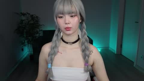 adelina__flower online show from March 2026 01:53:01 AM