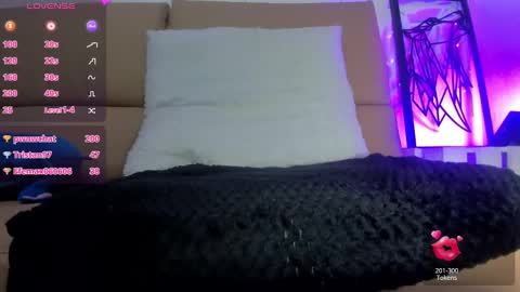 adelinaconte1 online show from March 2025 10:24:02 PM