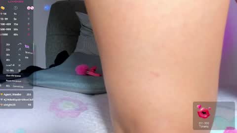 adelinaconte1 online show from May 2026 11:34:04 PM