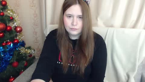 Snapshot of adelinalawson chatting on December 2024 01:30:02 PM adelinalawson online show from December 2024 01:30:02 PM