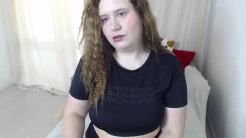 Snapshot of adelinalawson chatting on March 2025 05:29:02 AM adelinalawson online show from March 2025 05:29:02 AM