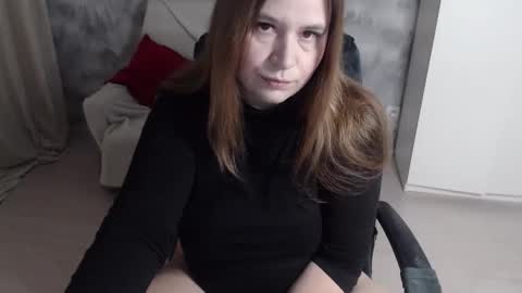 adelinalawson online show from November 2025 09:53:01 AM