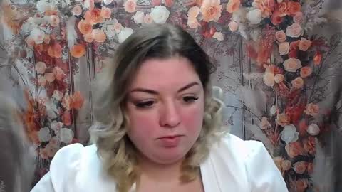 Snapshot of adelinamaster chatting on April 2026 05:25:01 PM AdelinaMaster online show from April 2026 05:25:01 PM