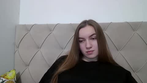 Snapshot of adelinee_sweet chatting on November 2025 04:41:02 PM adeline online show from November 2025 04:41:02 PM