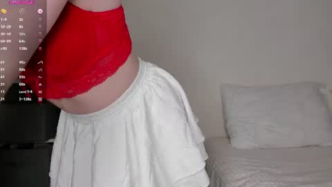 adelins_peach online show from July 2026 11:41:01 AM