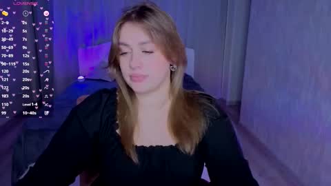 Snapshot of adelynnn chatting on September 2025 04:30:02 PM Ada online show from September 2025 04:30:02 PM