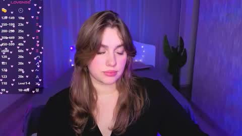Snapshot of adelynnn chatting on October 2025 05:43:02 PM Ada online show from October 2025 05:43:02 PM