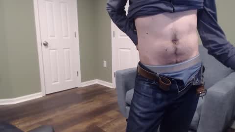 Snapshot of adequate_cock chatting on January 2026 09:41:01 PM adequate_cock online show from January 2026 09:41:01 PM