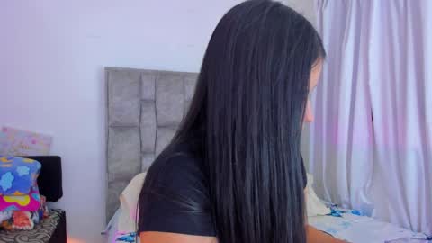Snapshot of adhara__evanss chatting on April 2026 03:00:01 PM online show from April 2026 03:00:01 PM